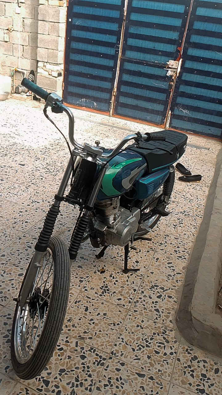 سلام عليكم  البيع سكنر دراجه نضيفه مفتوحه سعر 600 وبيه مجال الطيبين ***********
