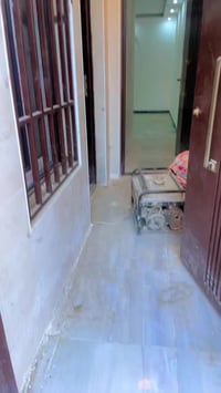 دار للبيع مساحه 53 متر سكني شارع جامع الخفاف موقع جيد بناء حديث 077123...