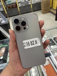 15 برو ماكس 256 شاشه مبدل اصليه وبي نقطه بلشاشه وضهر مفطور  السعر : 57...