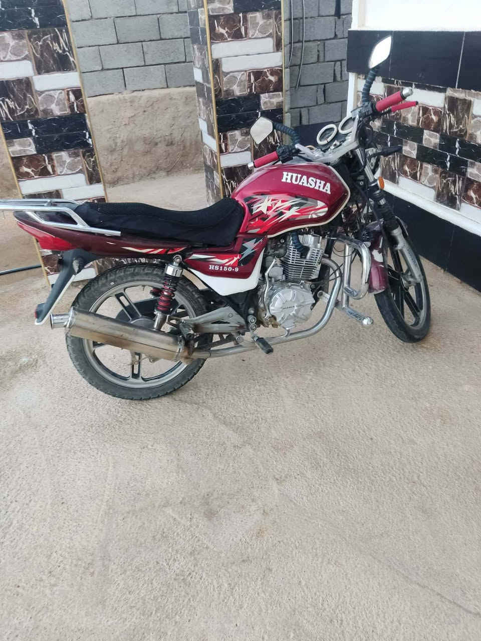 مكلف بل النشر ماطور هيوشه البيع ماطور وحلو ونضيف خوش ماطور مال جنيه السعر ٦٠٠وبي مجال شي بسيط ***********
