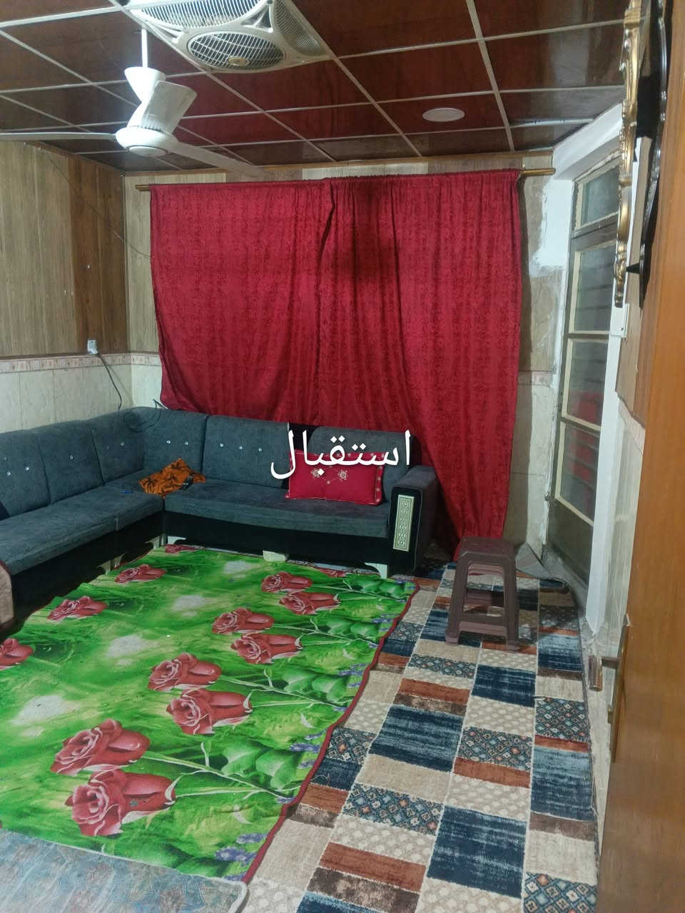 بيت ميت متر مربع طابقين زراعي سندخمسه وعشرين 
الشهداء خط النفط قرب محطة الشهداء 
ماء مجاري كهرباء  اربع غرف نوم ومطبخين حمامات عدد ثنين بس لطابق لثاني سكف سندويج  السعر ٦٥وبيه مجال تواصل عله الرقم ***********
