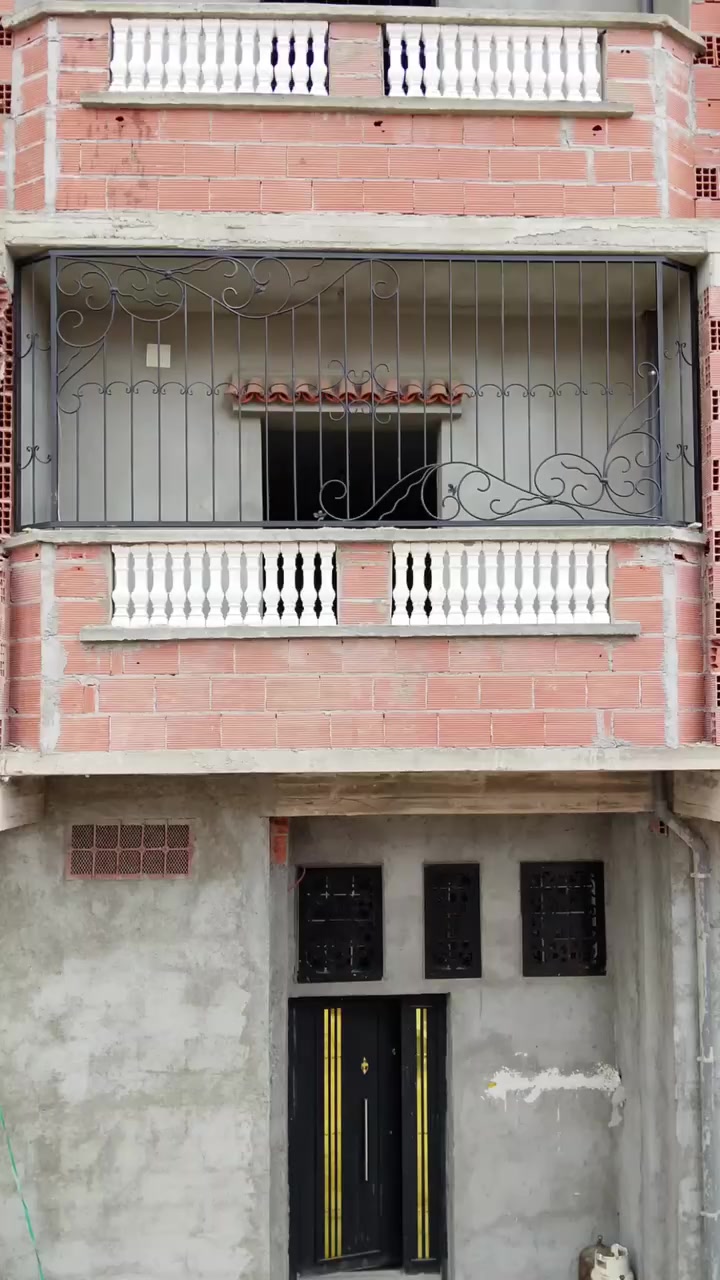 مادام  في السماء من يحميك فليس في الأرض من يكسرك🗡️💪💙


**إذا كنت صاحب هذا الإعلان وتريد حذفه لأي سبب، رجاءا أرسل رسالة إلى الدعم الفني**