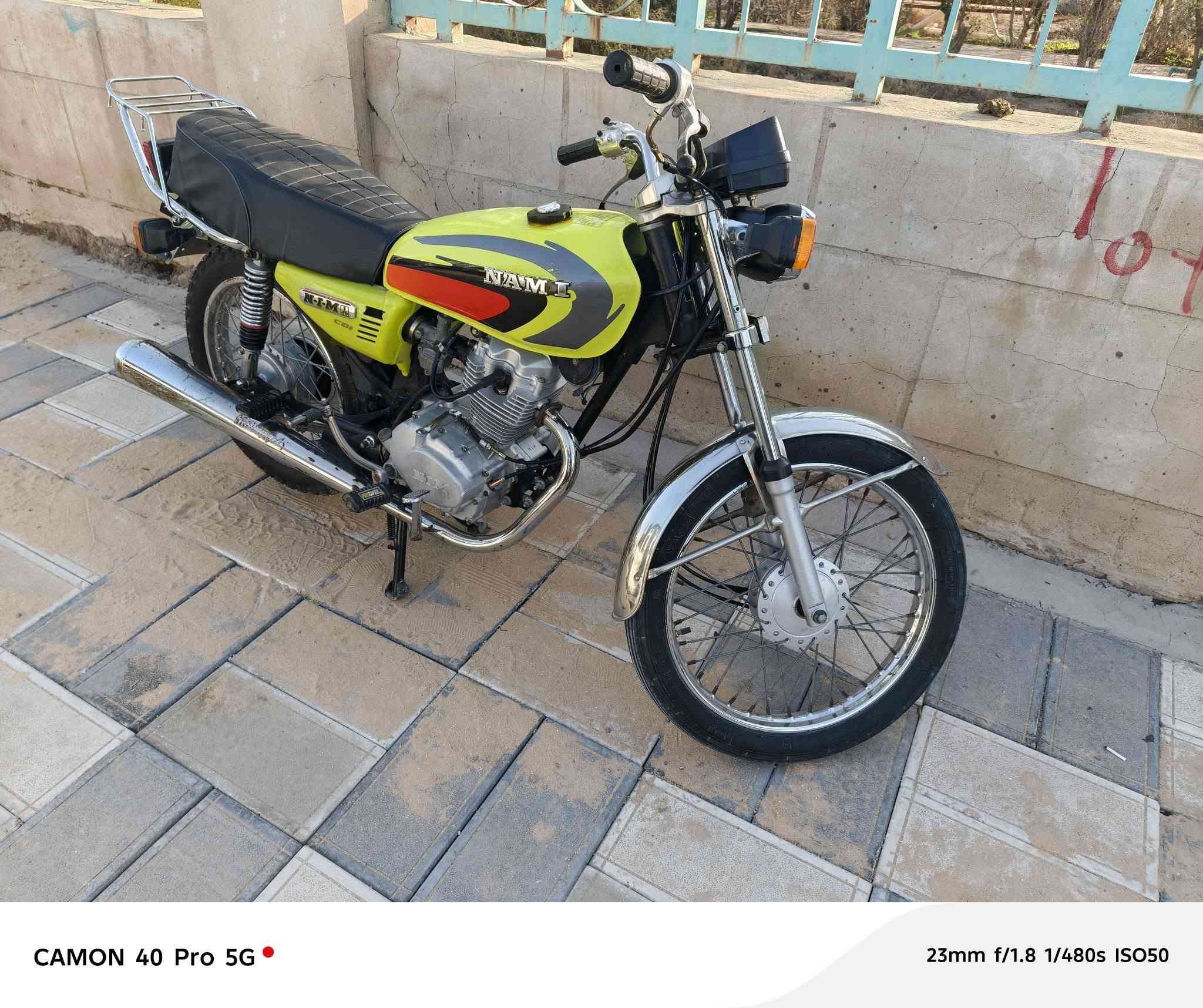 سلام عليكم اربعه للبيع موديل 21 اوراق كامله كهربائيات شغاله كله مكينه مبدل بس بستم السعر 750وبيه مجال قليل المكان واسط قضاء الحي ***********
