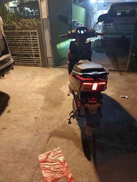 دراجه شحن سكنس موديل ٢٠٢٥
بطاريه ليثيوم حجم البطارية ٧٢فولت أخت لجديده استعماله ٥اشهر حتى ضمانه ما خلصان من حسن وحسين أخت الجديده استعمال قليل سرعه ١٢٠
التواصل ***********
