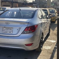 اكسنت 2012 • محرك 1600 • صبغ قطعتين