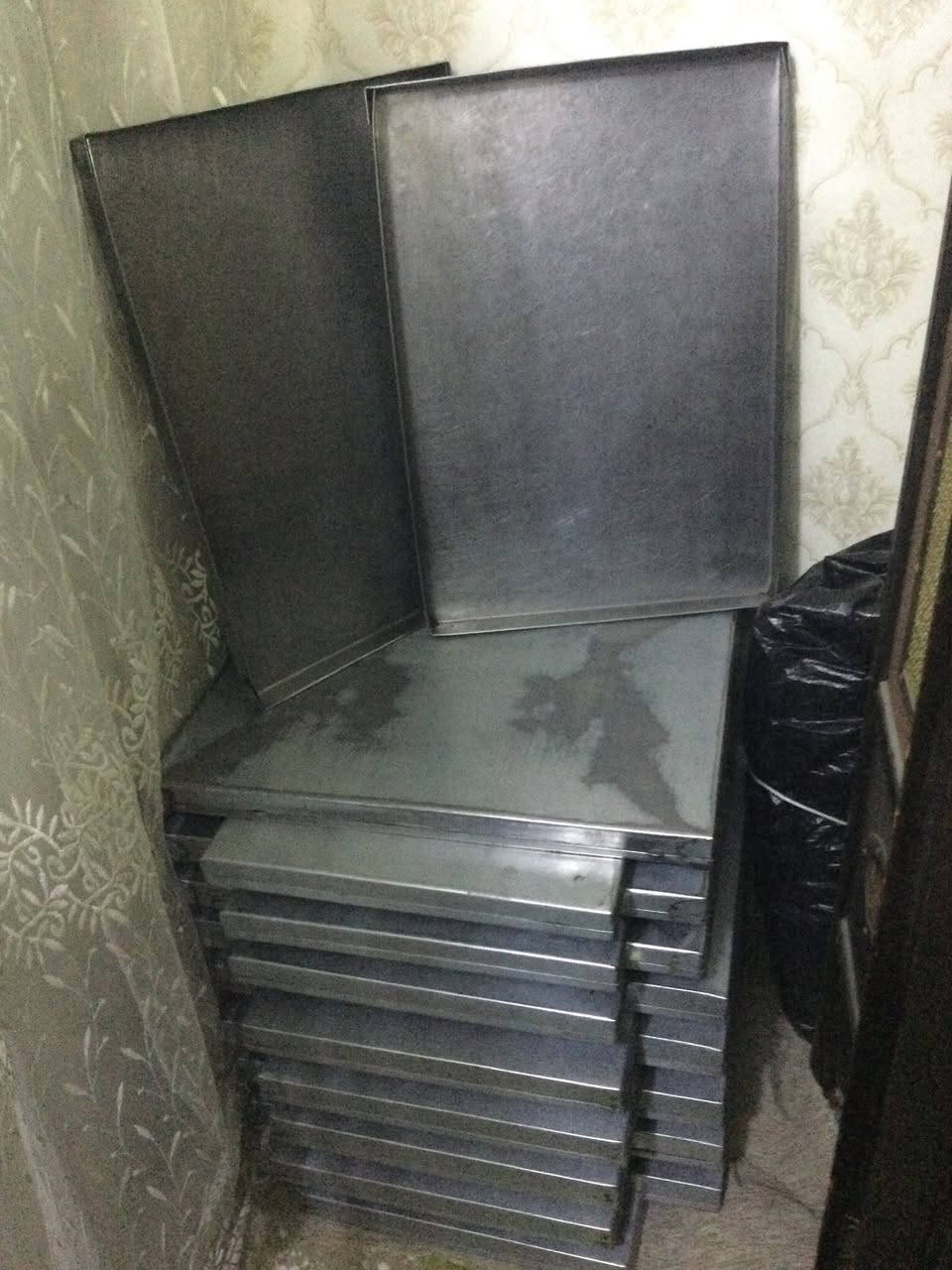 عندي فرن تركي للبيع  موجود في السليمانية اكو توصيل عمق ١ متر ***********
