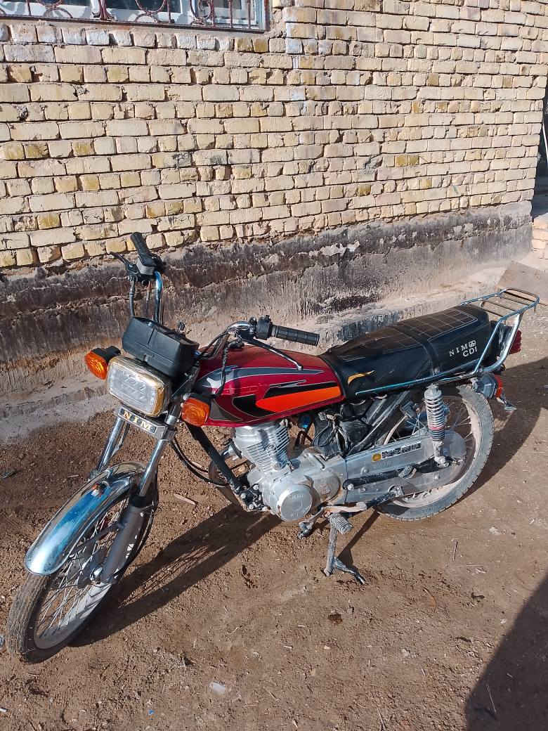 دراجة 4 كير كلك للبيع شوفت عينك دراجة نضيفة ومكينة ع شرط كهربائيات كلة شغال عوزه بس باتري السعر 450 وبيه مجال مكاني النجف الرضوية قرب جسر رضوية هذا رقمي *********** بي وتساب المو شراي لا يتعبني رحم الله والديكم ،،،
