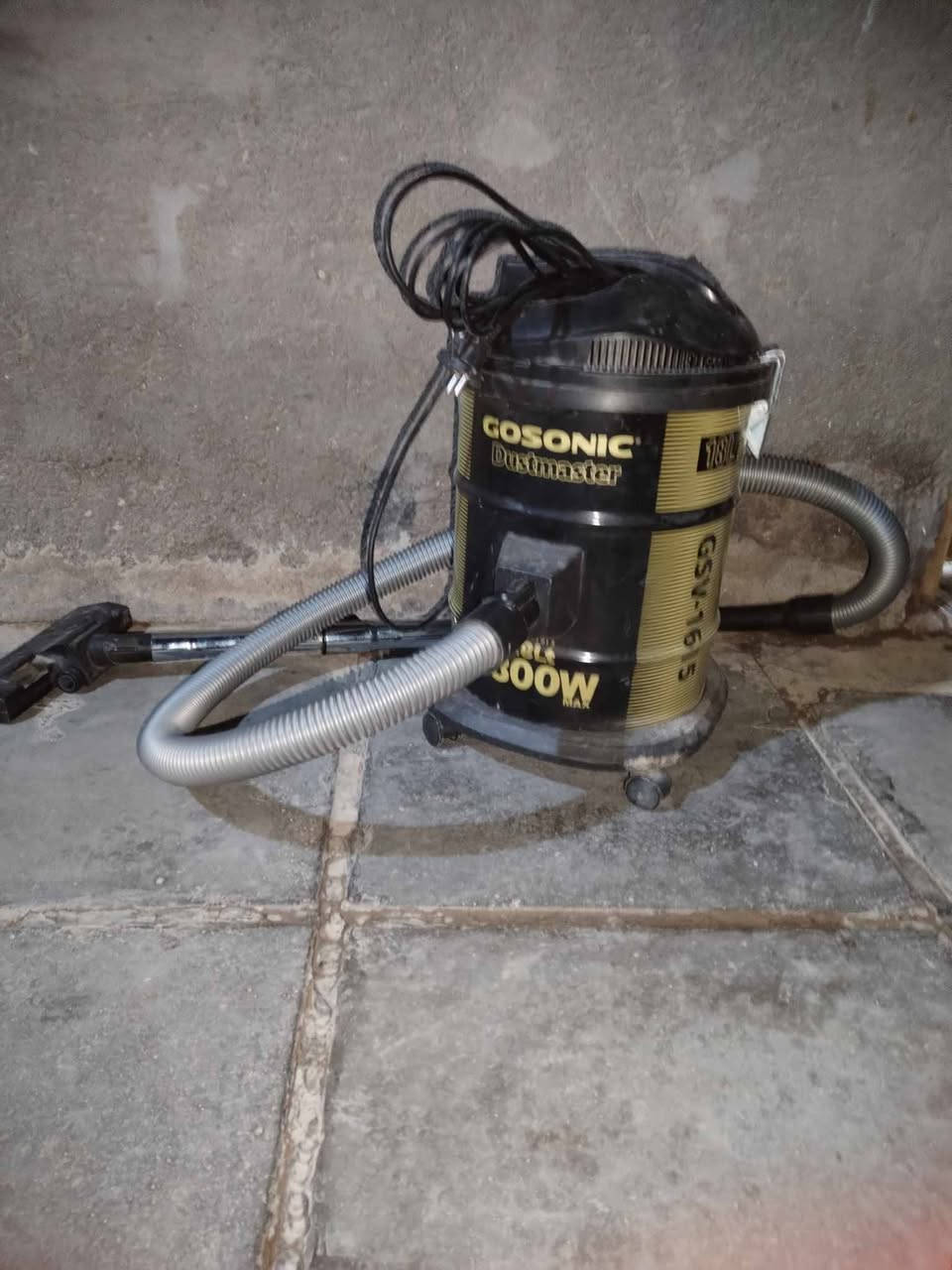 طباخ عشتارب١٠٠ مايكرو ٣٠
مكنسة كهربائية ٣٠  غرفه صاج ٩٠٠ سرير كهربائي ٦٥ قاصه ب١٠٠ غساله اوتوماتيك جديده ٣٥٠  تخم تركي ٣٥٠


**إذا كنت صاحب هذا الإعلان وتريد حذفه لأي سبب، رجاءا أرسل رسالة إلى الدعم الفني**