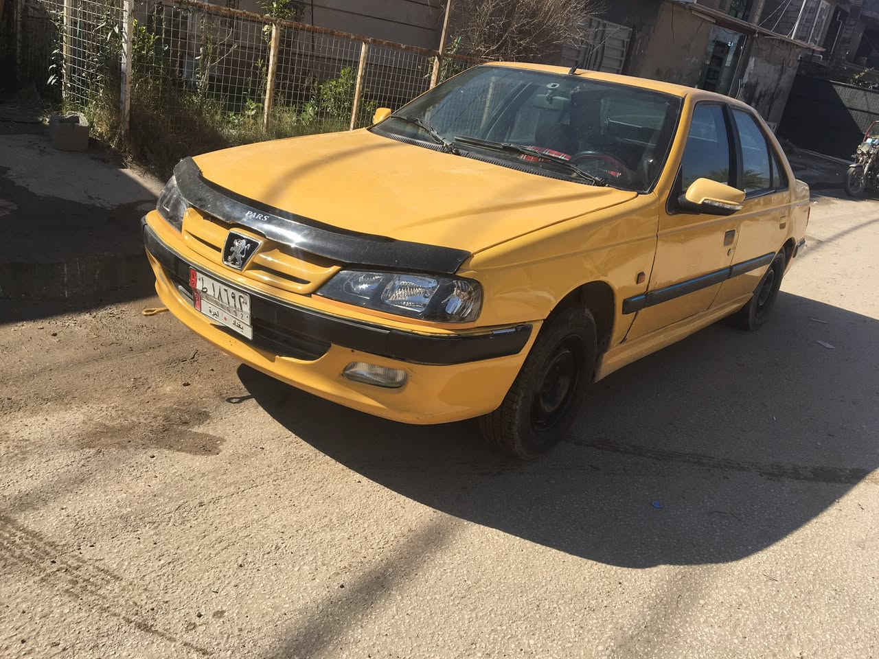 السلام عليكم بيجو بارص 2010رقم بغداد سنوية لل ٢٧ مكينة وكير وحديداية وتايرات غرفته جديدة مدوشمة عام شاشه وكامرة ومنضومة لايت زنون بيهه خياسات ومعمرة ومصبوغات ع كدهن السعر ٢٨ وبيها مجال قليل مكاني بابل ***********
