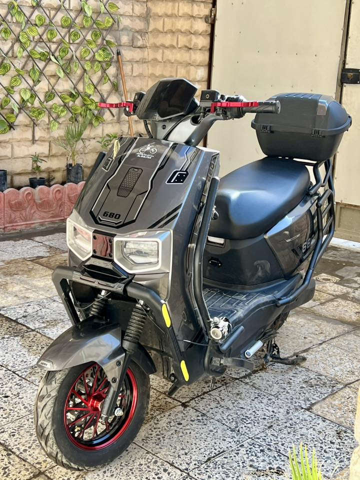 دراجه شحن للبيع موديل 25 استعمال قليل 6 بطاريات فول بلوتوث أناره 4 نمر  الملف 2500 سرعه 75  بصمه عدد2 سويج 2 كارت 2 الدراجه اي نقص مابيه السعر 750 وبي مجال العنوان المشتل ***********
