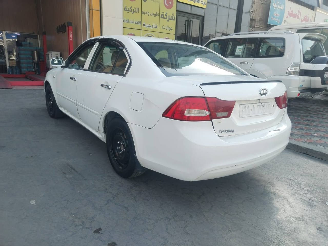 سلام عليكم
كيا اوبتيما 2009 رقم بغداد دولي بأسمي 
محرك 2000 
كير و مكينة و تبريد مكفولات 
شواصي ولغود مكفولات 
سونر بل المنشور موجود 
البيع فقط 
السعر 80 $ 
مكان السيارة بغداد الشعب 
***********

