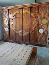 غرفة خشاب نضيفة وبسعر مناسب سعر1100وبيهة مجال شي قليل  رقم تليفون 0782...