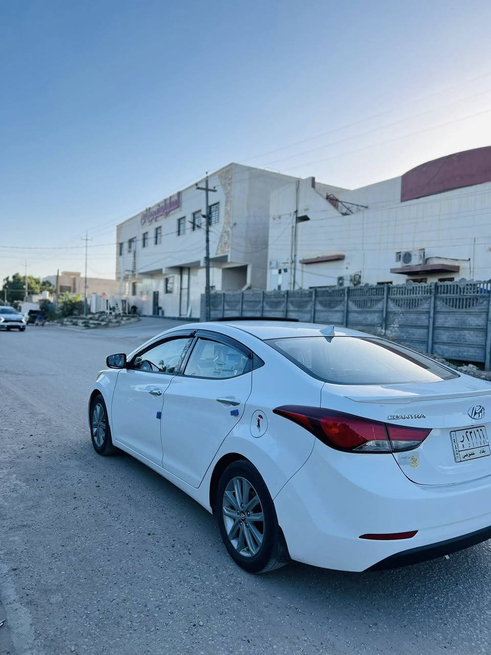 سلام عليكم النترا 2015 خليجي رقم بغداد سنويه 2027 كير ومحرك وحداديه كفاله سياره كفاله عامه ماعدالبنسد  صبغ رش فقط بدون فتح شرط سونار ابيعك فقط الباقي كفاله عامه كير حداديه محرك تخم تاير+تبريد تدفئه شغال جاهزه الاخير مكينه2000دوش
السعر 126 وبيها مجال 
رقم الهاتف ***********
مامتواجد بلخاص👆👆
مواصفات السياره 
شاشه 
تحكم استرين 
كامره 
حساسات 
ويل كروم
