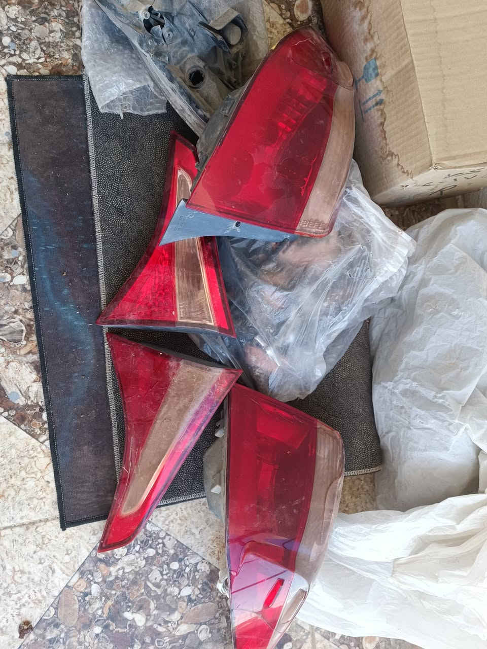 عندي زوج لايتات بلادي  كورلا 19 وتخم بك لايت تجاري للبيع بسعر مناسب جدا 
قيم وبلعافيه


**إذا كنت صاحب هذا الإعلان وتريد حذفه لأي سبب، رجاءا أرسل رسالة إلى الدعم الفني**