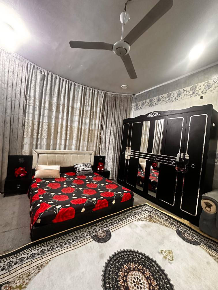 السلام عليكم غرفه للبيع خمس قطع نظيفه السعر 400
للاستفسار اتصل على الرقم *********** كربلاء, العراق
