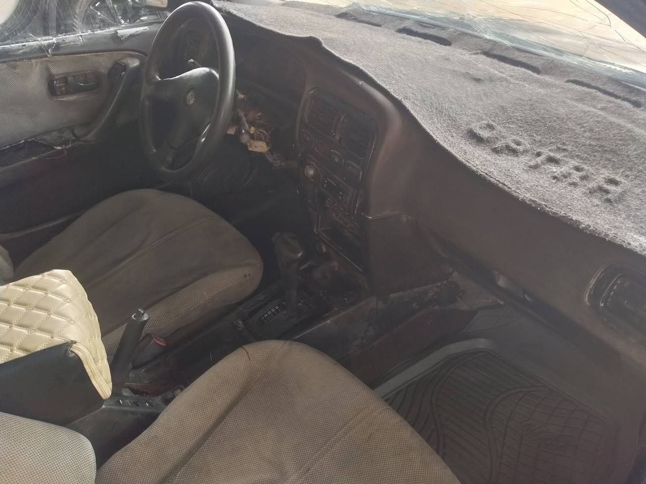 برامره 20 معمره جديدكيراوتماتيك محرك شرط صدرجديدالسياره السعر14وبيها مجال جاهزه عايزها بس جام خلفي راعيها بلموصل القاهره ماعندي تواصل ويه السياره اكفلها طلبه وعشاير*********** وبي وتساب مكاني الشرقاط مقابيل الفوج العاشريرهم مراوس حسب القناعه
