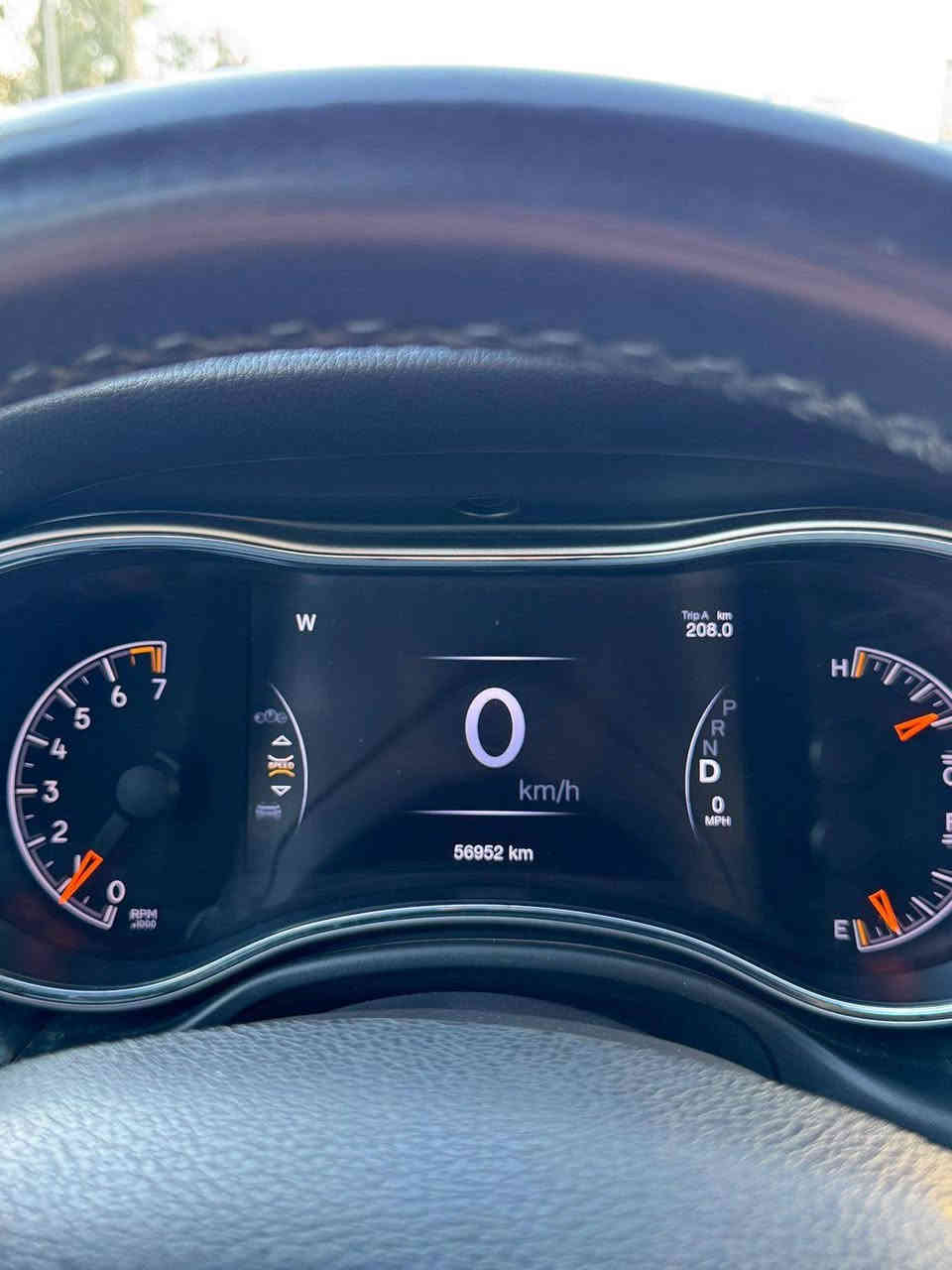 جیب گراند شیروکی مواصفات لاریدو80کم مودیل 2021 رقم سلیمانی انگلیزی لحد 2030 بی دفتر بنزین فول مواصفات بی سلایت ضرر عل سنور نشره تایرات جدید کیر و محرک بشرط محرک V6  رادار بیلادی دبل اسکل بصمه 3مود قیادە تحدید سرعە شاشە.... سعر 194$ بی مجال شویە *********** // *********** عنوان کرکوک رحیماوە ..... كركوك, العراق
