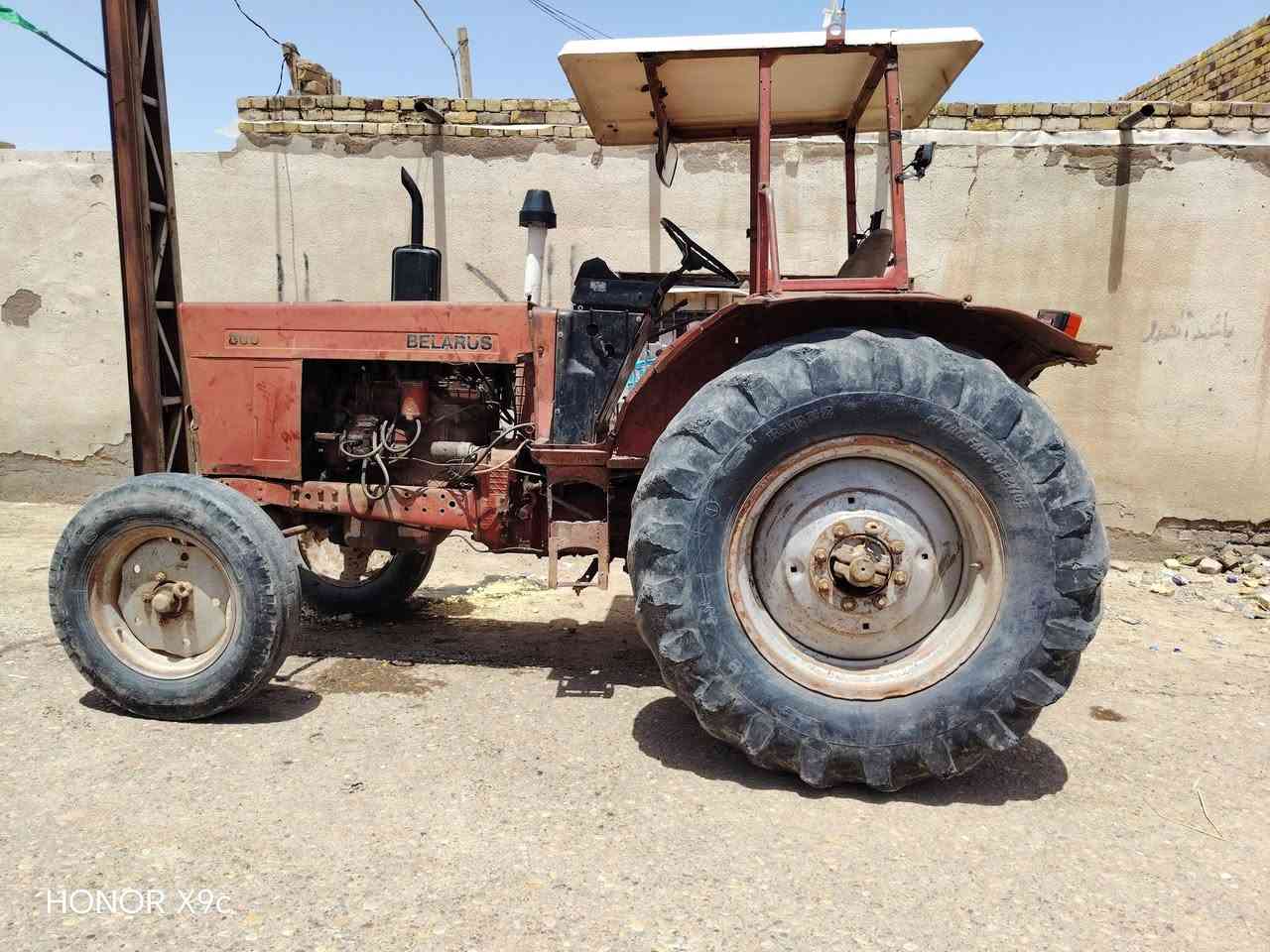 سلام عليكم 
دركتل بلاروس موديل 2000 مكينه نضيفه كهربايات كلها  شغاله سلف جديد نكره مكينه وكير مكفولات جاهزه من كلشي سعر 5 ونص وبيها مجال المكان ميسان الستفسار انتصال على رقم *********** 
مكلف بنشر
