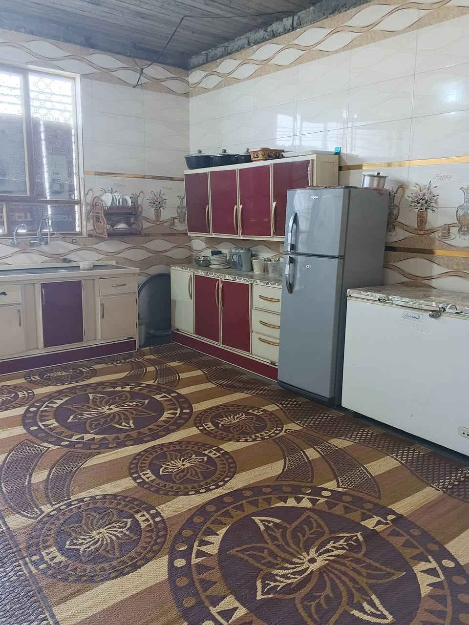 بيت للبيع في حي المثنى خلف الخضراء قرب جامع الوهاب.
يتكون من طابق واحد
غرفتين نوم و صالة و مطبخ و صالة استقبال 
المساحة 212 
عرض الشارع 15 

للإستفسار
***********
