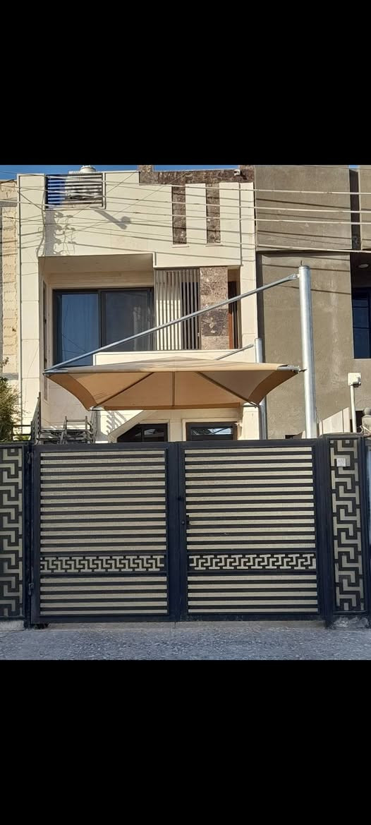 ✨ الماهر للمظلات 
المظلات الهرميه  غطاء المظلة  كوري واسترالي مصمم للأجواء الصحراويه والجافه يحتوى على مسامات لتسمح بمرور الهواء نسبه العزل للمطر 100% و نسبه العزل للشمس 95%.
تحمي السياره من الحالوب ١٠٠٪
مصنع من خيوط البولي اثيلين والياف الفايبر و Pvc  
 
يكون التثبيت من جهة واحدة او جهتين حسب الطلب
🔸نوع التغليف قماش كوري واسترالي  (ضمان 5 سنوات)
🔸ألاعمده بوري دأئري 5الى6أنج 2ونص ملم فما فوق
🔸ألهيكل الداخلي بوري دائري2 انج 2ملم اوحسب الطلب
🔸نوع ألحديد ألمغلون  او مصبوغ مع تثبيت براغي 
القياسات حسب الطلب  .
نعمل بجميع المحافظات 

1️⃣- المظلات الهرميه الشمسية والمطريه
2️⃣- المظلات المقوسة الشمسية والمطرية
3️⃣- المظلات العنقودية ذات العمود الواحد

 لمعرفة المزيد، يرجى الاتصال بنا أو مراسلة الصفحة
*********** وات ساب
*********** وات ساب
