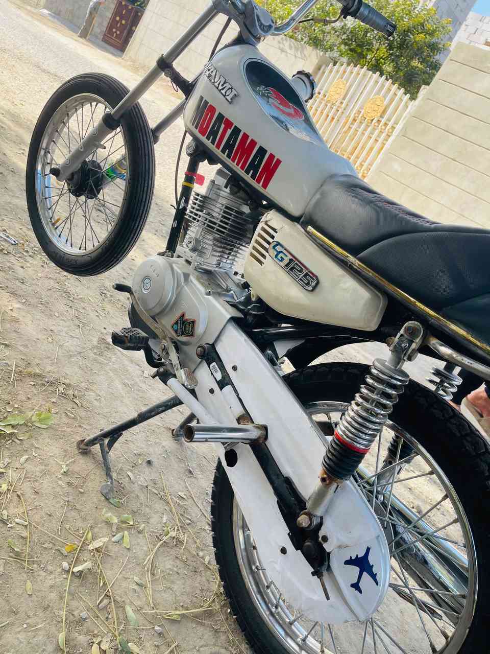 متاح دراجه تعمر أوراق اصولي تعمير 2025الشاصي 2015 الدراجه انضف من الصور المكان حله قرب العلويه شريف بنت إلمام الحسن التفاصيل اكثر خاص مفتوح والمايشتري رجأن لاتراسل


**إذا كنت صاحب هذا الإعلان وتريد حذفه لأي سبب، رجاءا أرسل رسالة إلى الدعم الفني**