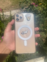 ايفون ١١ برو ماكس • ٢٥٦ • فيس ايدي متوقف