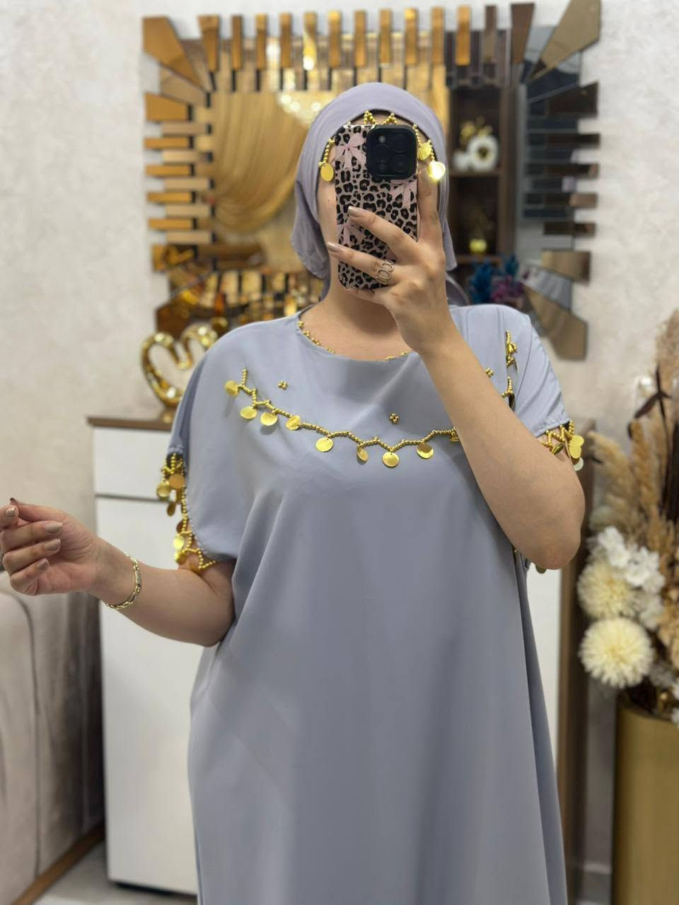 رواق قاسميRk
كسوة  المصرية بالفولار. منبت باليد
Robe avec perlage
طويلة او عريضة
توب كريب. روزة 
Tissu crep
التمن 199درهم
والتوصيل مجاني


**إذا كنت صاحب هذا الإعلان وتريد حذفه لأي سبب، رجاءا أرسل رسالة إلى الدعم الفني**