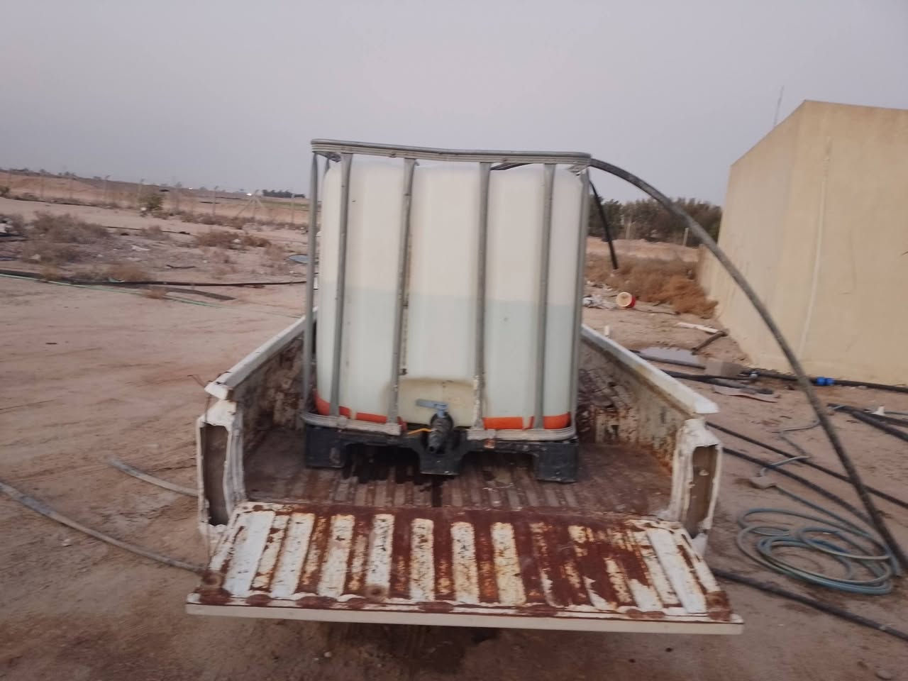 بيكم للبيع رقم ذيقار موديل 82 مكان بصره زبير مزارع سعر 12 وبيه مجال ***********
