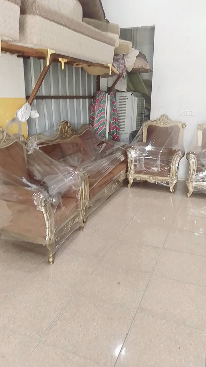 تخم ملكي البيع السعر 300.    ***********
