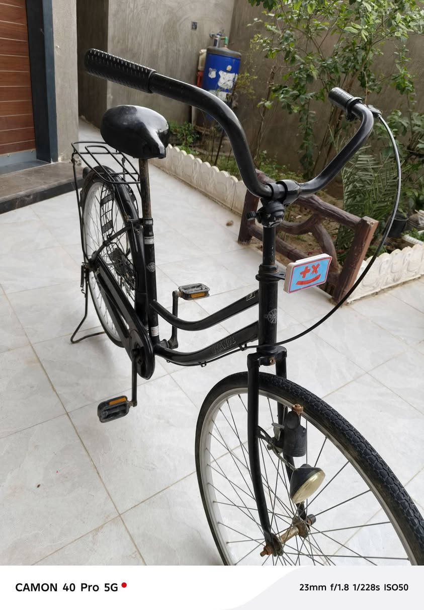 باسكل موديل ٢٠١٦ كلش نضيف ما ناقصه أي شي سعر:١٢٠ وبي مجال قليل الاستفسار على هذا الرقم ***********
