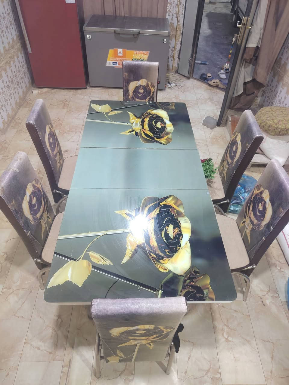 ميز طعام يكتبر ويصغر باكيت بعده جديد وياه 6 كراسي سعره 130 وبي مجال قليل عنوان زبير صحفين 2
***********
ميز طعام يكتبر ويصغر باكيت بعده جديد وياه 6 كراسي سعره 130 وبي مجال قليل عنوان زبير صحفين 2
