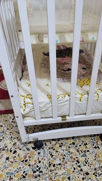 مساء الخير جربايه طفل + كركوت طفل ممستعمل كركوت للبيع سعرهن ١٠٠ الف ٢ ...