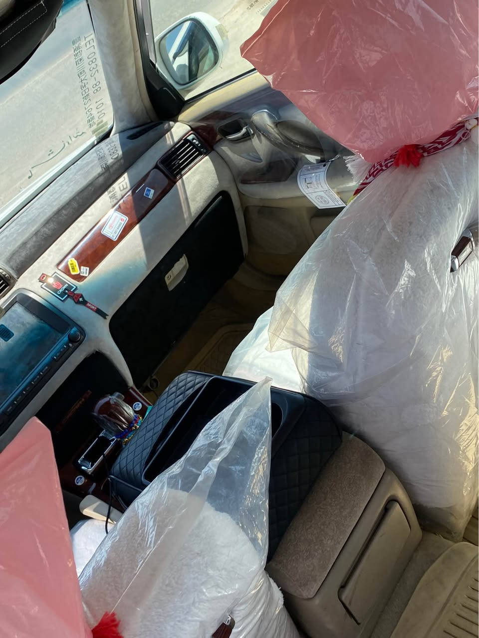 سلاو هاوریانی ئازیز مەلیکە مۆدیل ٢٠٠٣ مووس دوو دووگمە کامل مەسروف کراوە بەس سایەقی ئەوێت لێ خوریت بۆ فرۆشتن ئاڵوگۆر بە سەنی یان ئاڤانتی
*********** Singapore
