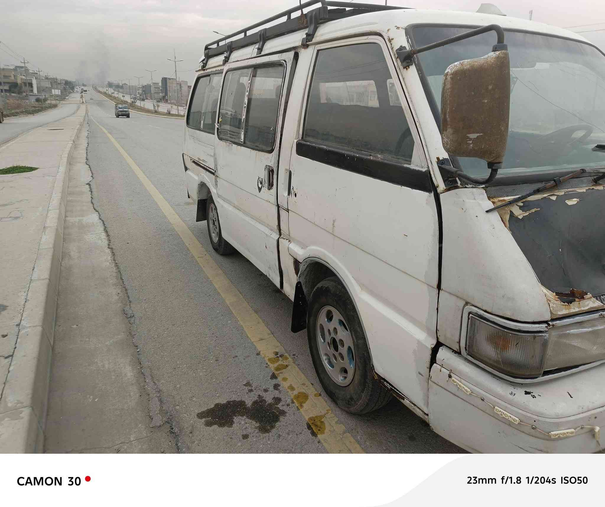 السلام عليكم كيه بسته للبيع كير محرك اكسن شرط الوكاله والتحويل صافيه هيئه ومرور سنويه جديده 2029 السعر 35وبيها مجال ***********
