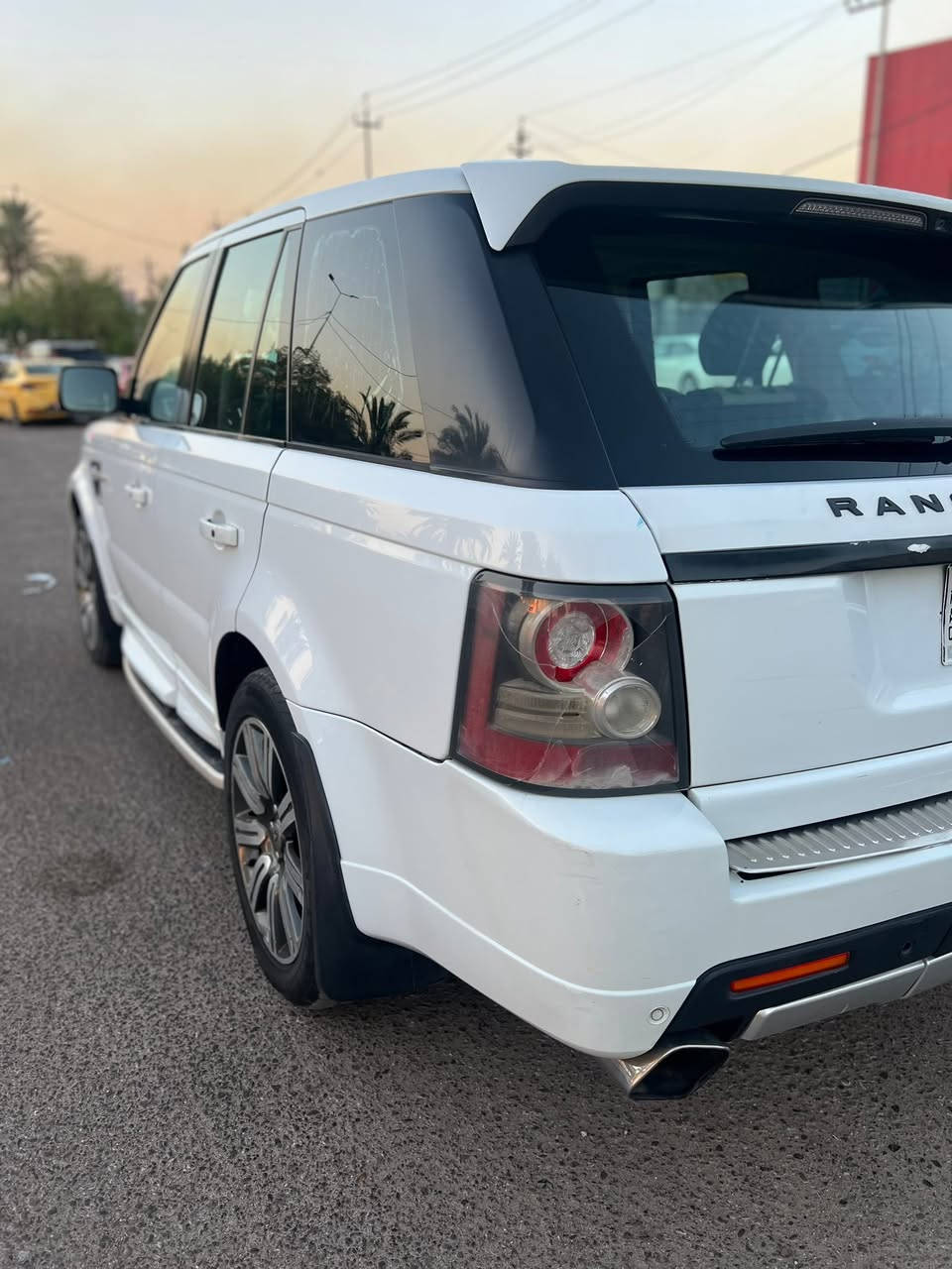 سلام عليكم رانج موديل2011
سوبر جارج محرك8V
فول موصفات سيارة مكفولة 
للاستفسار ***********
