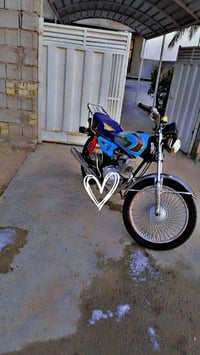 دراجه البيع ايراني ٤كير موديل ١٨ كلك كلك رقم 07807397095