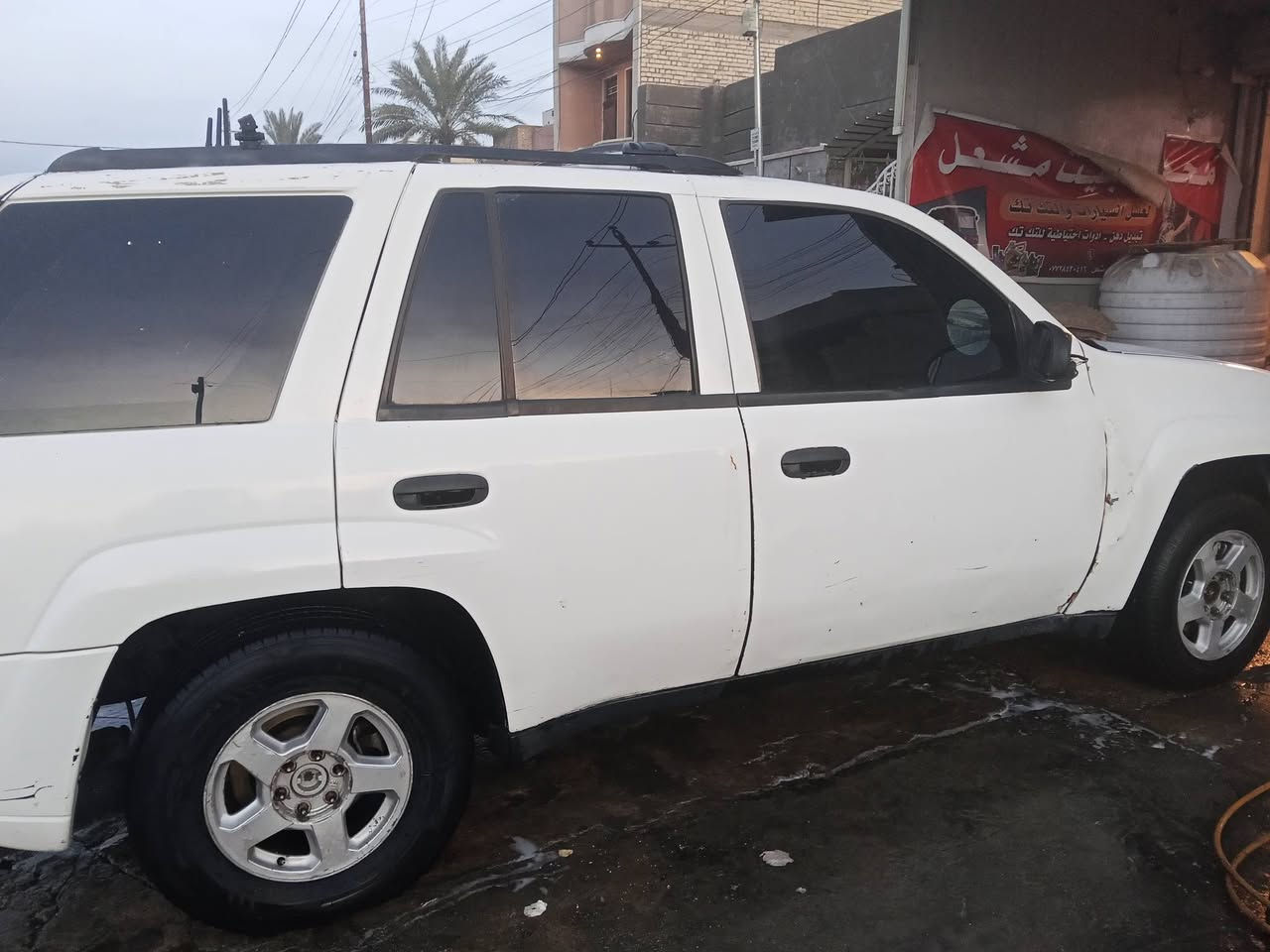 السلام عليكم
سياره ادوات ادوات 
بلايزر 2007 للبيع 
بيها محرك وكير بطه
مكاني بغداد الشعب 
رقمي متوفر واتس اب 
***********
