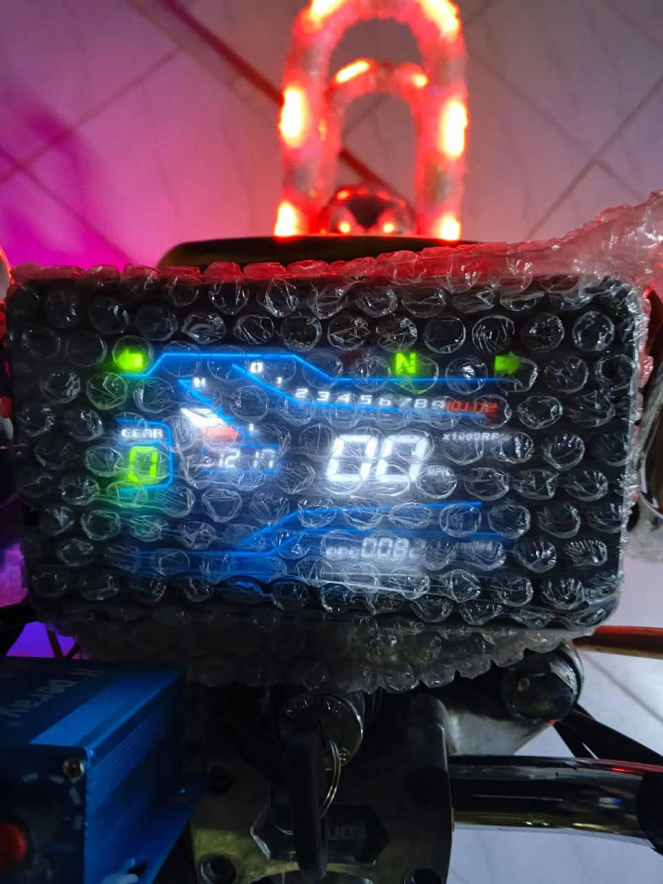 السلام عليكم تايكر 24 للبيع محرك مامفتوح اوراق كامله كهربائيات كله  شغاله
575 اوبيه مجال 
بعقوبه 
***********
