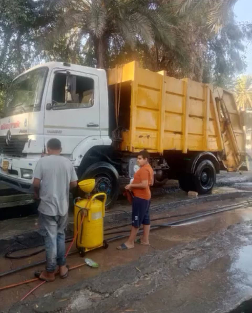 كابسه اكسور مديل ٢٠٠٥رقم دهوك بسم شركه بدون تحويل مكان بغداد البياع السعر ٨٠ورقه وبيه ***********
