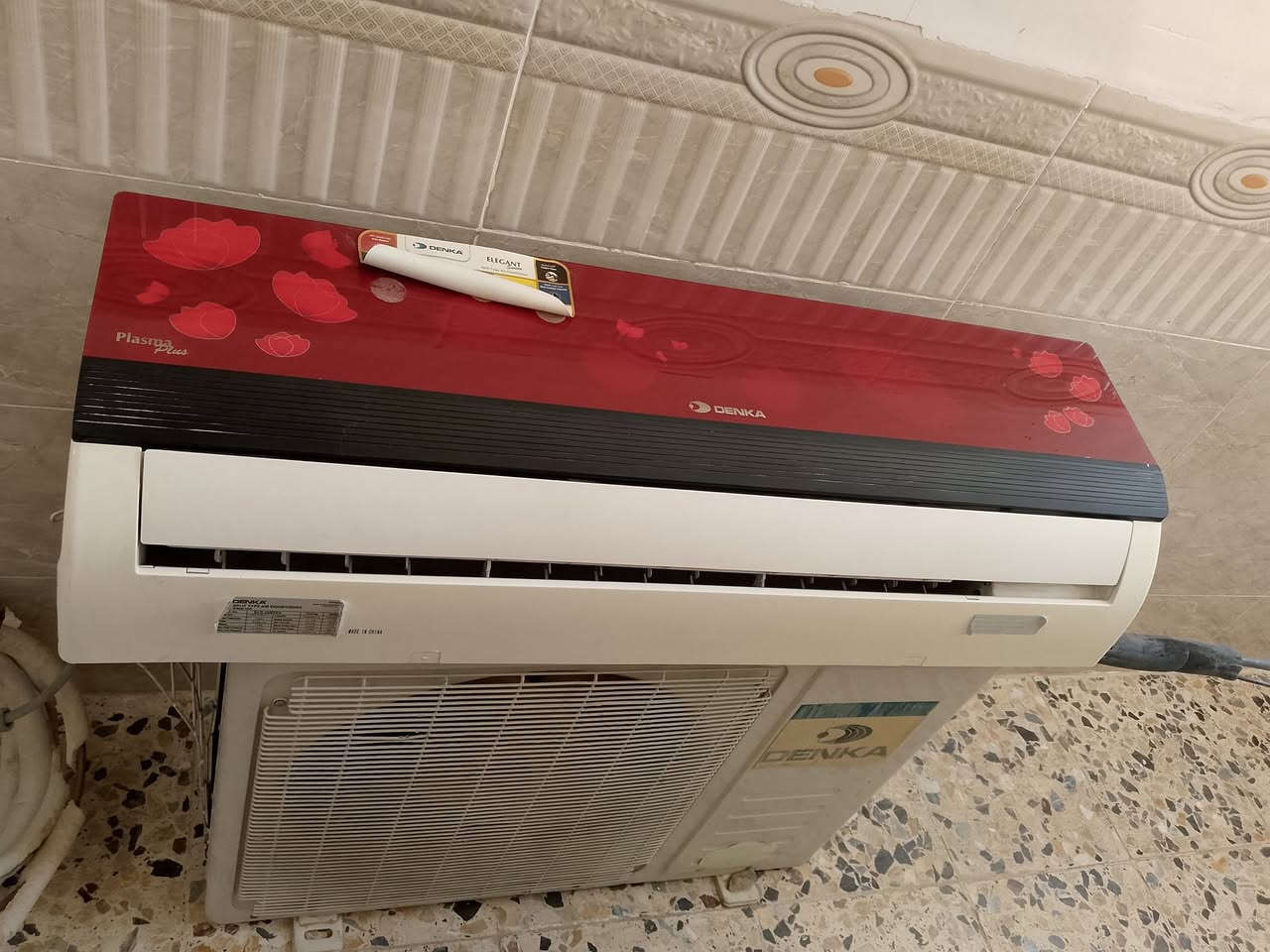 للبيع ميديا 2طن ودنگا 2طن شغالات ونظاف للاستفسار ***********
