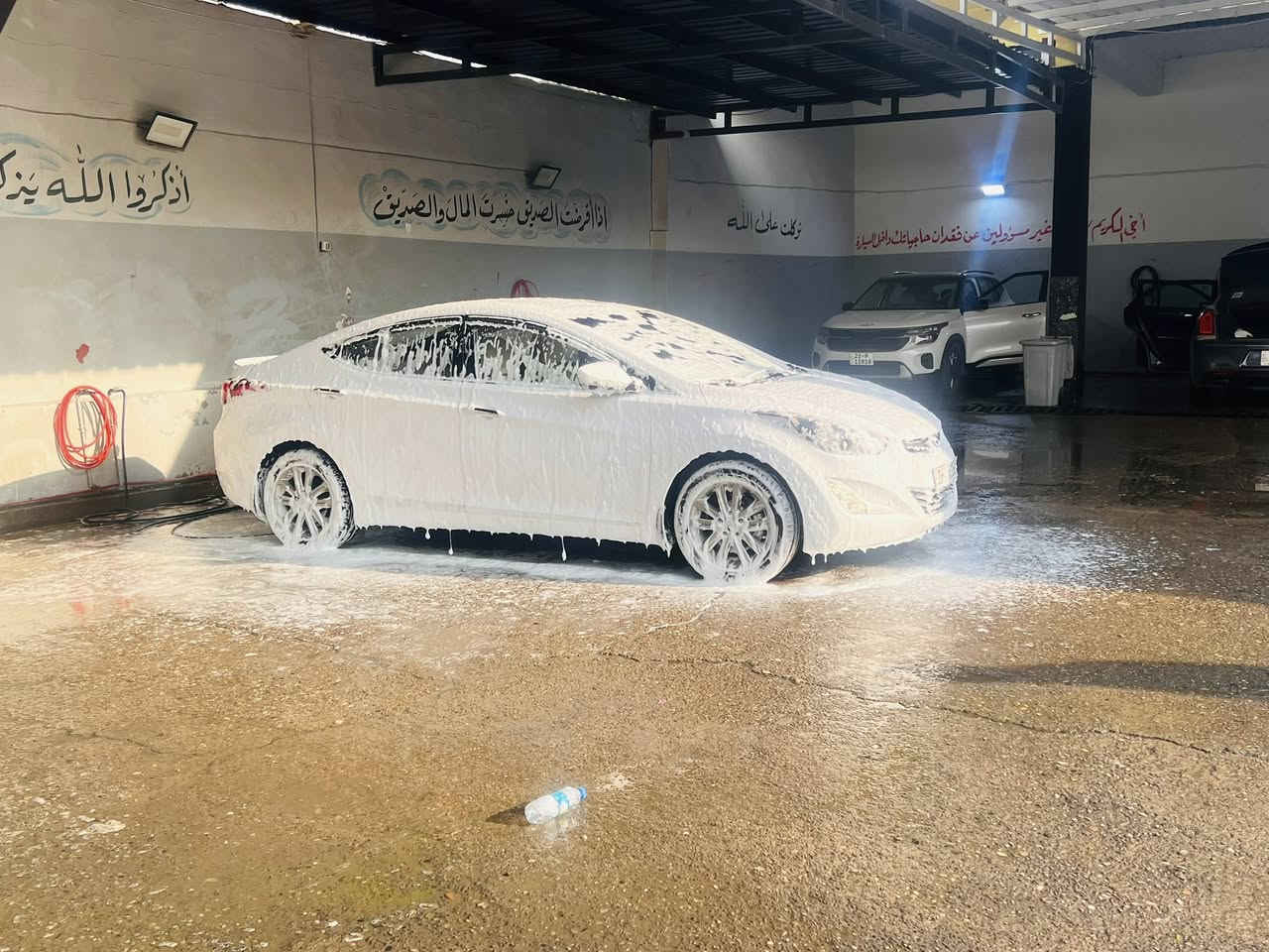 السلام عليكم عندي النترا مضلع موديل 2014 مكينة مامفتوحة لون ابيض فول مال بيت مكفولة رقم صلاح الدين انكليزي شرط التحويل 
بيها 3 مكانات بارد خفيف بدون صبغ 
مراوس فقطً
چاجر حصرآ  من موديل 2018 فما فوق 
فرق نقدآ


**إذا كنت صاحب هذا الإعلان وتريد حذفه لأي سبب، رجاءا أرسل رسالة إلى الدعم الفني**