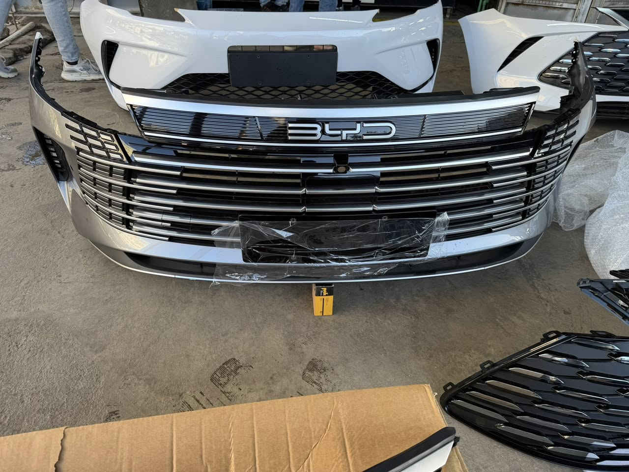 متوفر الان جميع قطع غيار BYD  🐉🇨🇳 حسين التميمي 🐉
دستروير ، كن بلاس ، سيل 5 🐉 كلشي متوفر 
الاول في العراق ، اختصاص BYD الجديد  
وكذلك متوفر قطع تفصيخ البدي زيرو جميع الأحجام 
حسين التميمي البياع الحي الصناعي شارع الخامس 
 *********** 
#الزعيم🐉🐉🐉🐉🐉🐉🇨🇳🇨🇳🇮🇶🇮🇶🇮🇶
