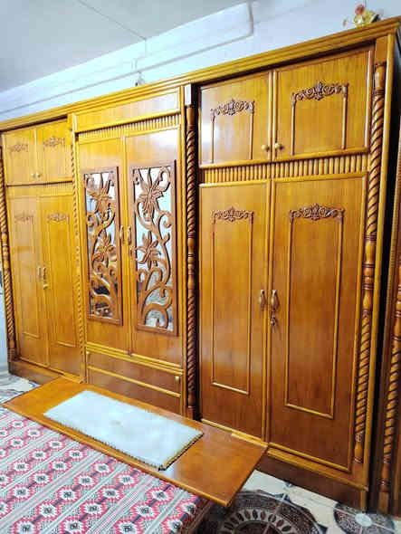 غرفة اخشاب صاج تسكام درجه أولى داخل وخارج صاج غرفه روعه صاج خمسه ملم ام السته طابقين نضيفه اخت الجديدة شغل ضخم ثقيل دوشمه وترتيب ضهر جرجوبه براغي ملحقات كامله للبيع الديوانيه اتصال ***********
