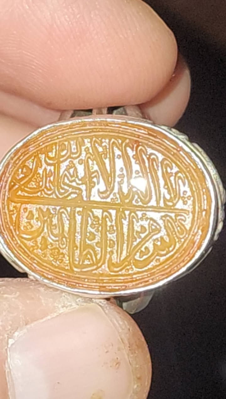 خاتم عقيق يماني زعفران مخطوط خط احترافي صياغه يدويه ثقيله للبيع سعره خاتم ١٢٥  ألف يوجد توصيل كافه محافظات


**إذا كنت صاحب هذا الإعلان وتريد حذفه لأي سبب، رجاءا أرسل رسالة إلى الدعم الفني**