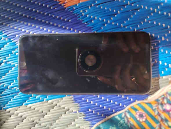 سلام عليكم 
جهاز Infinix hot 50i للبيع 
الذاكرة 256 والرام 4 
الكاميرا 48 
والبطارية 5000
شرط جديد ما مبدل بي شي 
والشاشة جديده 
السعر 150 وبي مجال بسيط 
 للتواصل ***********
