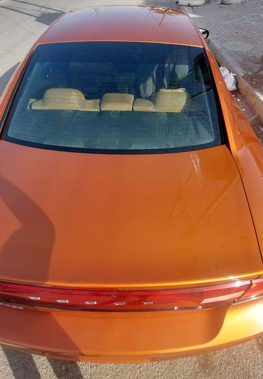 السلام عليكم جارجر موديل 2011سياره كفاله من الضربه والمعجون فقط جاملغ خلفي جه الايمن بارد بدون معجون ولا صبغ شرط تفحص سونار مكينه خير من الله ما ناقصه شي السعر 145وبيه مجال 
العنوان ميسان 
رقم الهاتف ***********
