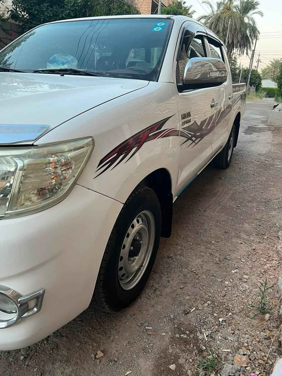 السلام عليكم تيوتا هايلوكس موديل ١٢ شاصي ١٢ كير اوتماتيك مكينه كير بلاد  حداديه جديده تخم تاير سعر ١٧٠بيهه مجال شي بسيط بسمي تحويل مباشر مكان السياره ديالى الاستفسار ***********
