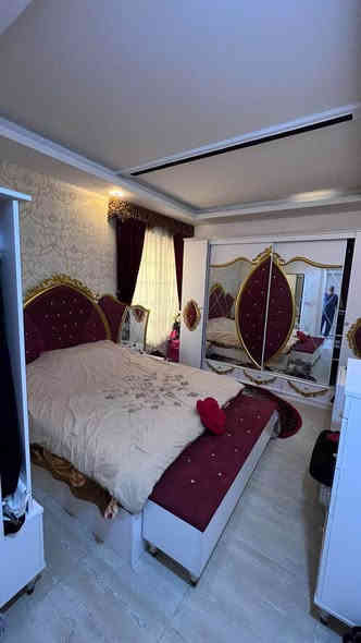 #لانه ستي 
🔘أربيل-في مجمع لانه ستي 
➖للبيع ڤيلا مؤثث كامل VIP
➖مساحة 300متر على شارع15متر
➖يتكون-4غرف نوم-استقبال -صاله-مطبخ حار بارد -مجموعة صحيات-كراج-للتواصل 📞
***********
***********
**************
في حال لم يتوافق العقار مع رغبتكم او لم يكن بقدر امكانيتكم زوروا موقعنا على تلكرام للتصفح على اكثر عدد من العقارات المتوفرة 
https://t.me/httpsmohamedrealeste أربيل
