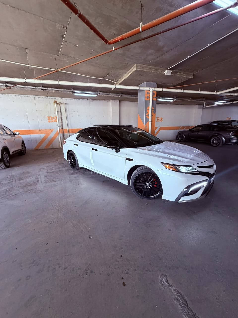 Toyota Camry XSE V6 2024.
أعلى فئه ماشية 23M
مواصفات السياره
بصمه  دخول ذكي
حساسات 360
رادات 360 
كاميرات 360 محيطه
نقاط عمياء جانبيه 
توقف ذاتي امامي خلفي 
قياده ذاتيه /  تحديد مسار
اشاير بالمرايا الجانبيه
بانوراما + تووو كلر بلاد شركه
سماعات jbl / داتا شو
كشنات الاماميه كهرباء 
كشنات تدفئه وتبريد
تدفئة المرايات الجانبيه
قطعتين تبريد امامي خلفي 
شحن لاسلكي /  شفتات ستيرن
سايد بريك كهرباء / نظام اوتو هولد
انظمة قياده    Eco _ Normal _ sport
لايتات اماميه خلفيه ليد نظام Active
 حادث السياره موجود (فقط بين الباب والجاملخ 10اصابع صبغ بدون دواخل و ارباك )
استفسار 0776.67.67.67.0
مكان سياره كركوك


**إذا كنت صاحب هذا الإعلان وتريد حذفه لأي سبب، رجاءا أرسل رسالة إلى الدعم الفني**