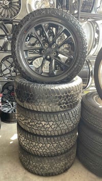 متوفر تخم جيب بيلادي مع اطارات ٠٧٥٠٧١١٨٠٦٠ واتساب ٠٧٧٥٤٤٦٥٣٥٣